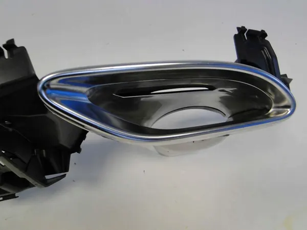 MERCEDES W213 Suporte Traseiro AMG image 10