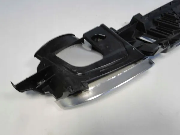 MERCEDES W213 Suporte Traseiro AMG image 6