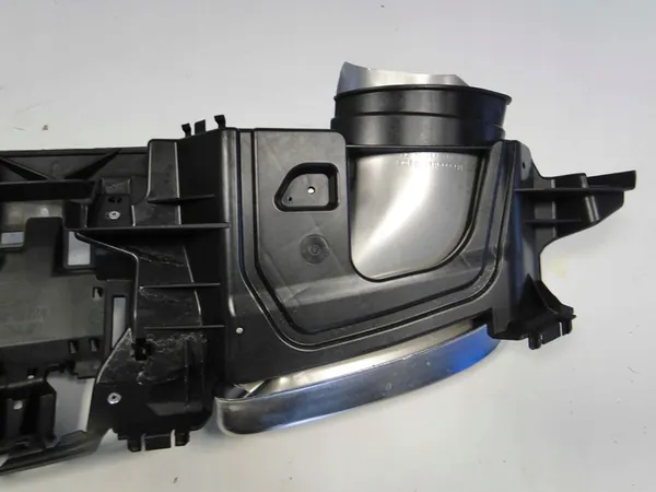 MERCEDES W213 Suporte Traseiro AMG image 7