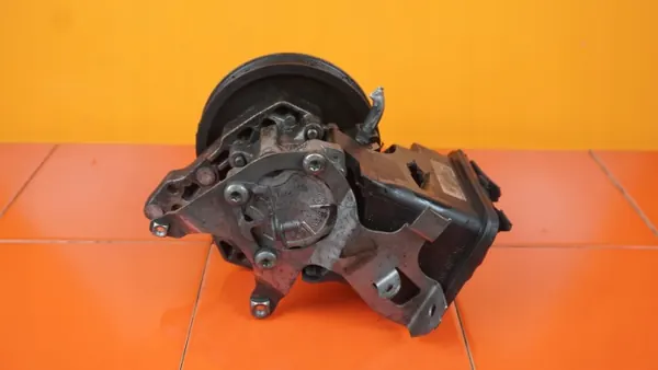 BMW X3 E83 2.0 D Pompa servosterzo 7692974548 image 3