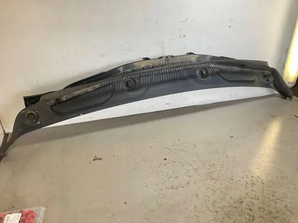 Scheibenwischerarmabdeckung OEM 7350592 BMW X1 F48 2017 image 2