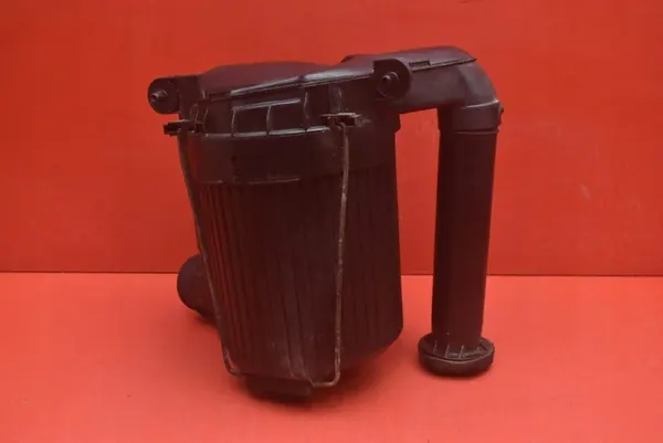 Ilmansuodattimen kotelo VW Transporter T4 1.9 D 044129620 image 4