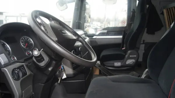 Cabine complète MAN TGX Euro 6 2015 - État utilisé image 4