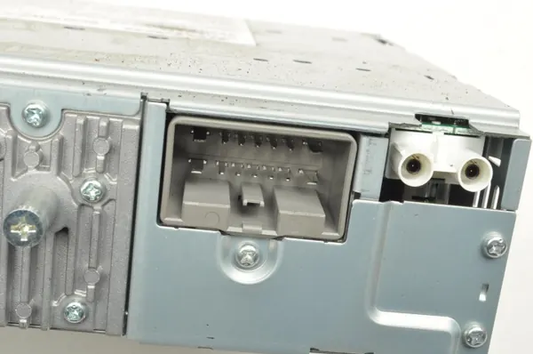 Radio Volvo OEM 31266764 pour DB9 DBS Vantage C30 C70 image 4