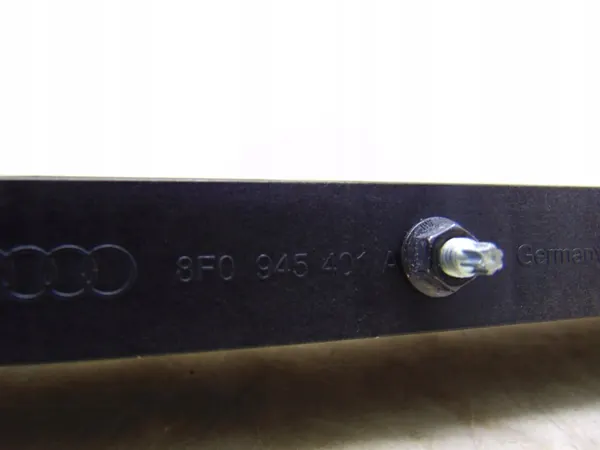 Feu Stop Troisième Audi A5 8T Cabrio OEM 8F0945401A image 4