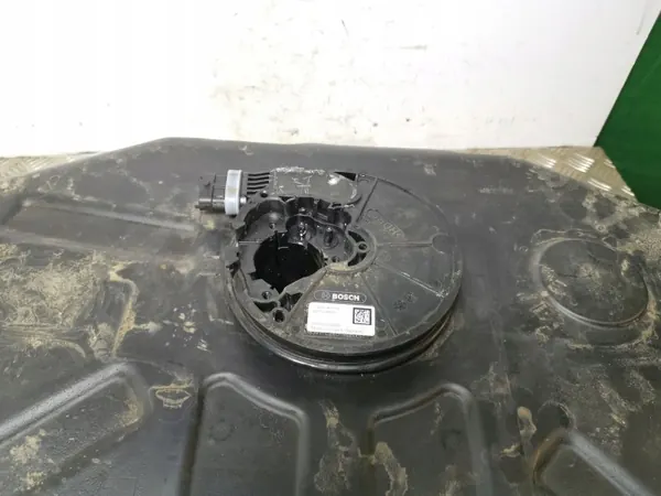 Tanque AdBlue Jeep Grand Cherokee OEM 68231288AE image 4