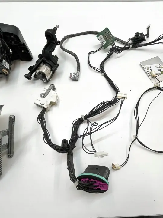 Module de contrôle phare avant gauche OEM 6816150599 image 8