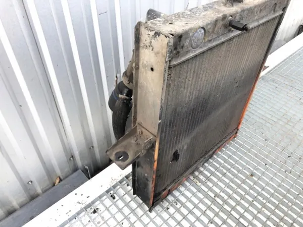 Radiateur d'eau OEM LORK-2043-1000016515 pour STAR 6.8 image 3