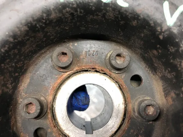 Mercedes W124 Kampiakselin hihnapyörä OEM 1020301403 6030320204 image 6