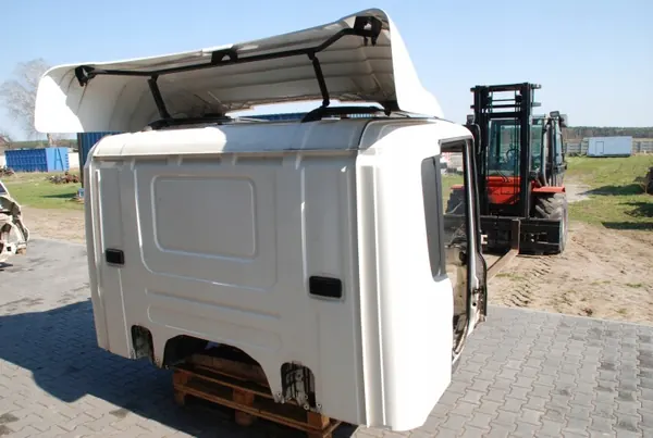Cabina Scania OE CP P Teto Plano Nu 11R Usado image 9