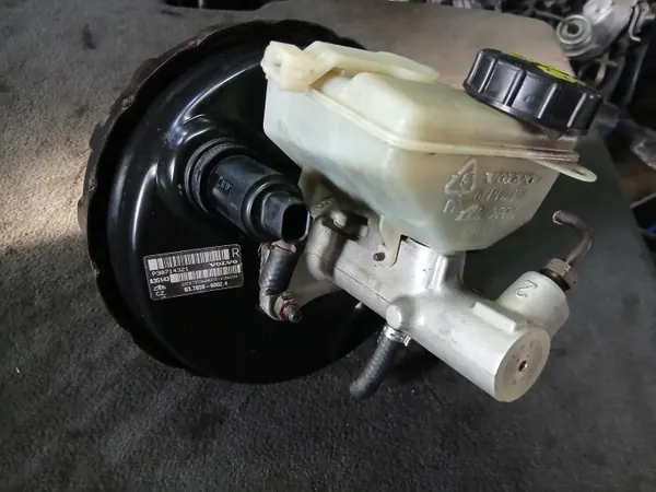 Bomba de freno Volvo P30714321 para V70/XC70/S60 image 2