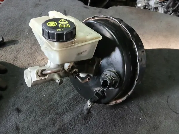 Bomba de freno Volvo P30714321 para V70/XC70/S60 image 5