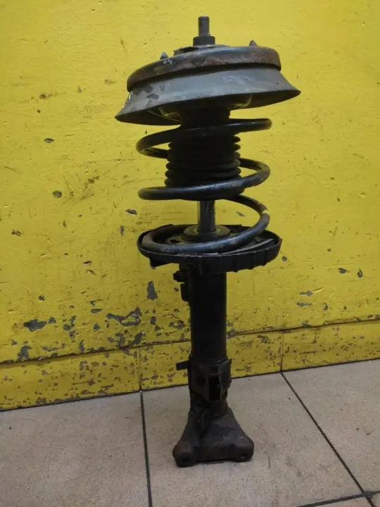 Mercedes W203 2.2D MacPherson Fram Vänster OEM A2033205430 image 2