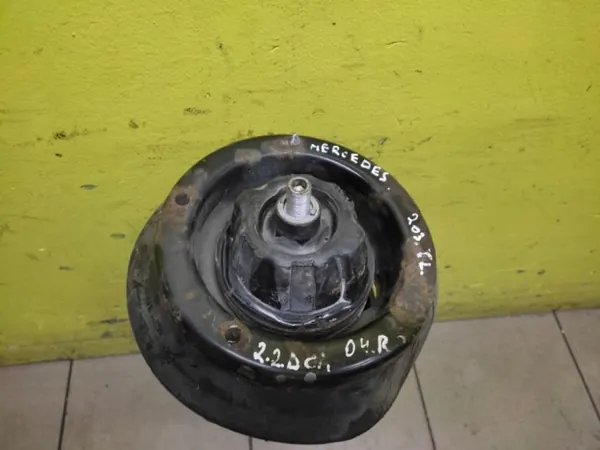 Mercedes W203 2.2D MacPherson Fram Vänster OEM A2033205430 image 4
