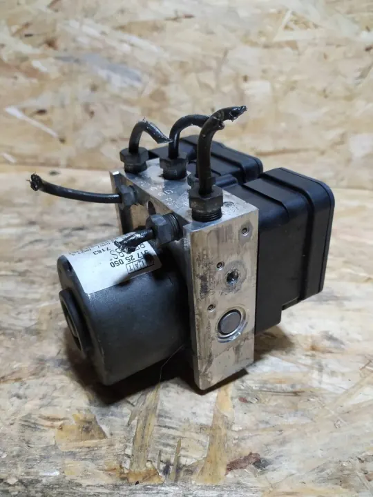 ABS-pumpstyrenhet OEM 51725050 - Begagnad Fiat OE image 3