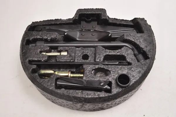 Set de macaco Jaguar XK8 X100 OEM MJA6360AB image 2