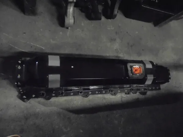 Volvo XC40 II Plug-in Hybrid Akku OEM 32299746 image 3