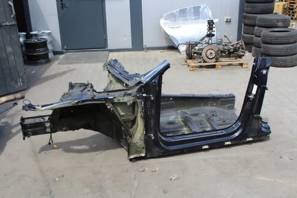 Audi A5 8W6 Para-lamas Dianteiro Esquerdo OEM 5774578 image 2