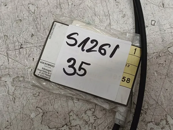 Lien de trappe à carburant Skoda Fabia OEM 6Y9809973B image 3