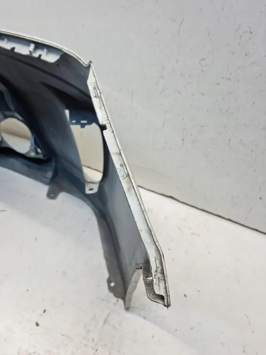 Paraurti anteriore Toyota Prius III image 7