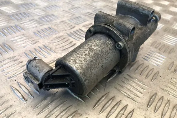 EGR-venttiili FIAT STILO 1.9L Diesel 2005 image 4