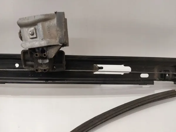 OEM nera Höger framfönsterhiss manuell image 6