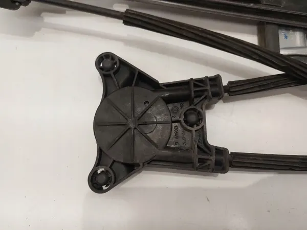 OEM nera Höger framfönsterhiss manuell image 9