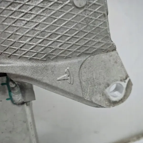 Porte-avant Tesla Model X Plaid OEM 179010400A image 9