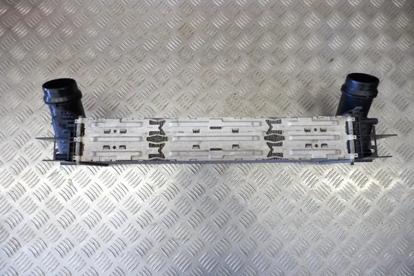 Intercooler-jäähdytin OEM 7823570 BMW X3 F25 2.0L image 10