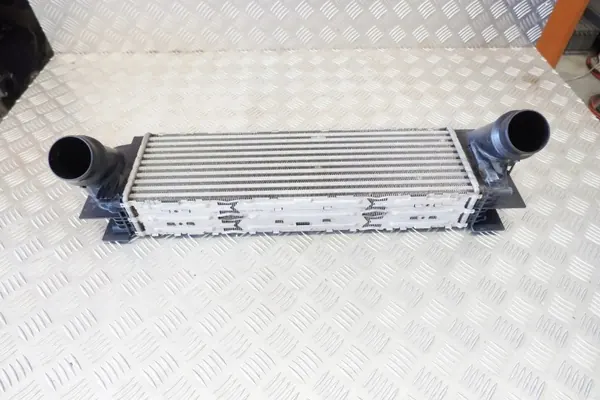 Intercooler-jäähdytin OEM 7823570 BMW X3 F25 2.0L image 4