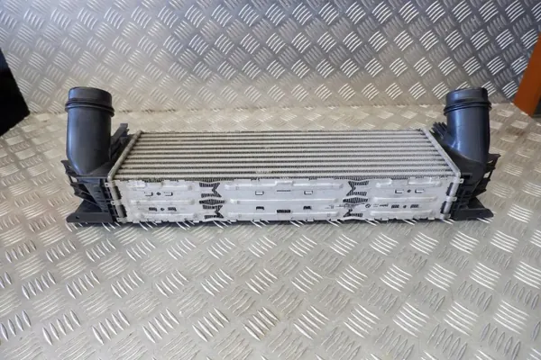 Intercooler-jäähdytin OEM 7823570 BMW X3 F25 2.0L image 6