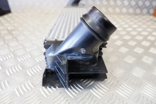 Intercooler-jäähdytin OEM 7823570 BMW X3 F25 2.0L image 7