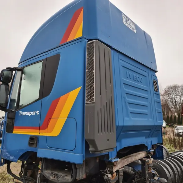 Cabina Iveco Stralis Euro 5 Sin Puertas - OEM image 5