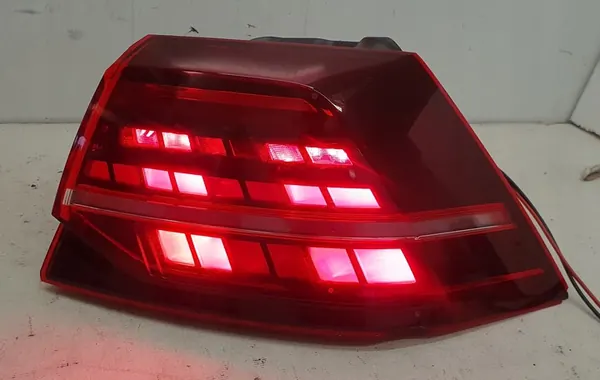 VW GOLF VII GTI R LINE Luz Trasera Derecha LED 5G0945208G image 2