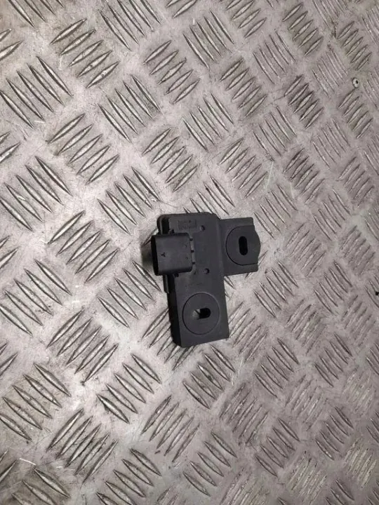Sensor Nivel Combustible Audi OEM 8K0906651B - Usado image 2