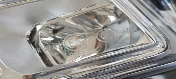 OEM 260B27408R DRL Halogéneo Esquerdo Dianteiro LED Renault image 3