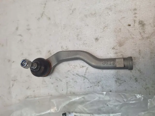 Dacia Duster ohjaussauvan pää OEM 486401168R - Käytetty image 2