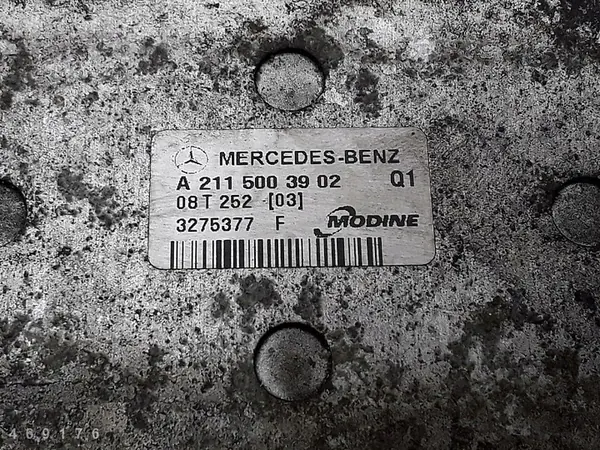 2009 Mercedes E Klasse Koelradiator 3000cdi a2115003902 image 5