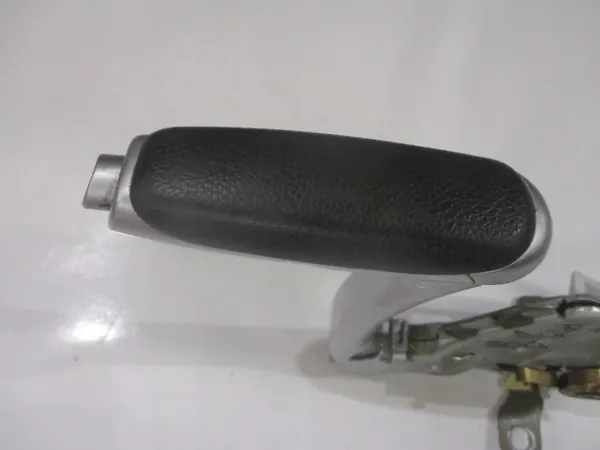 Mercedes Handbremshebel OEM A1714200484 - Gebraucht image 9