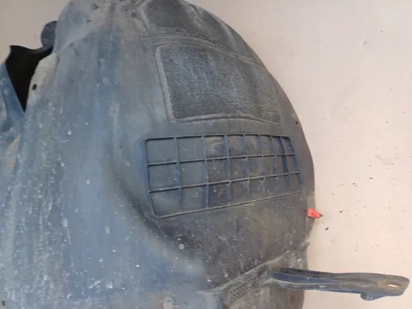 Left Front Wheel Arch Opel Astra J image 10