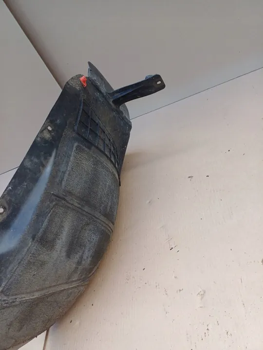 Left Front Wheel Arch Opel Astra J image 2