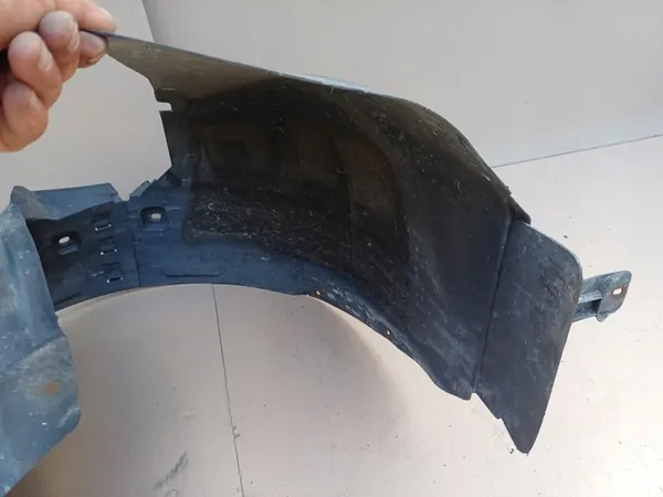 Left Front Wheel Arch Opel Astra J image 9