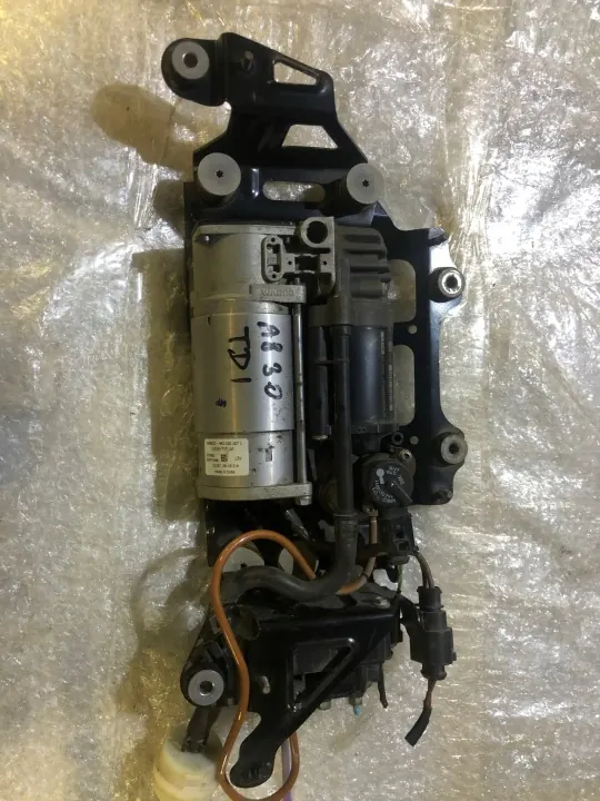 Compresseur suspension Audi A8 D4 OEM 4H0616005D image 7