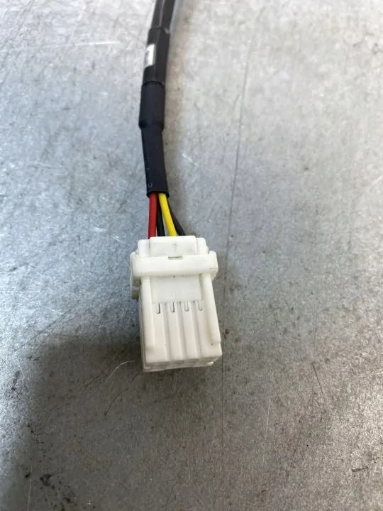 Cámara trasera Subaru XV II OEM FBZ17590 - Usada image 6