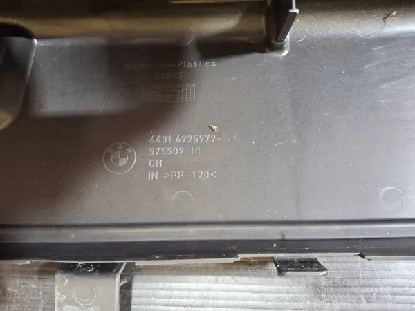BMW OE 6925979 E87 Innenraumfiltergehäuseabdeckung image 8