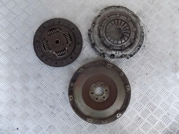 Volante de Dupla Massa Citroen C3 C4 DS3 DS4 1.6 HDI 09- L image 2