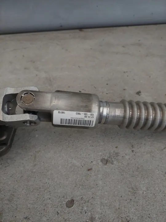 BMW 2 F46 F45 Rattstolpe Korsstycke OEM image 4