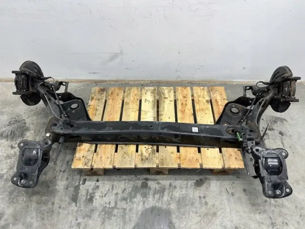 Hinterachsschwinge OEM 5Q0501115 für VW Group image 2