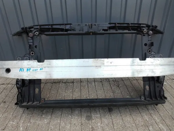 Viga de para-choque dianteiro Audi A3 8P 2008-2012 OEM image 5