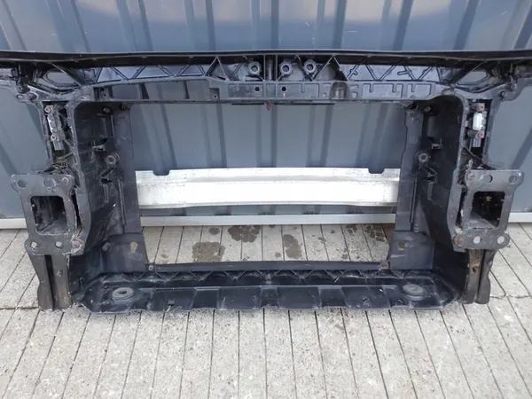 Viga de para-choque dianteiro Audi A3 8P 2008-2012 OEM image 9